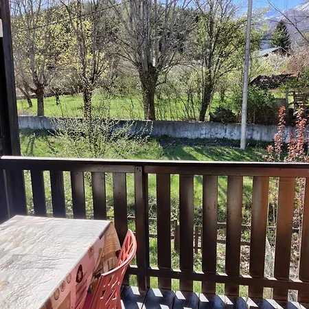 Chaleureux A Avec Balcon Et Vue Montagne Apartment *